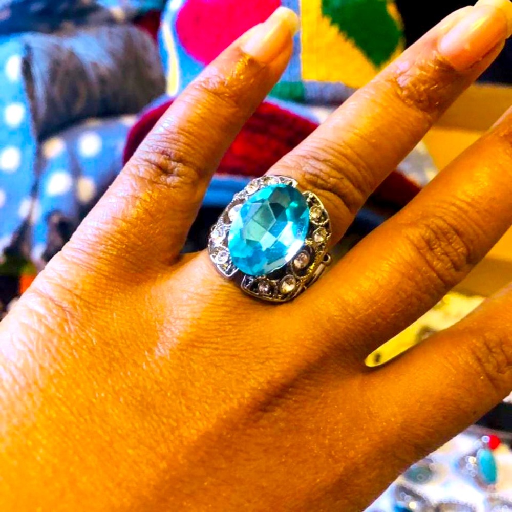 FAIRY BLUE CRYSTAL SILVER STRETCHY RING